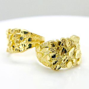Anello Classico da Uomo a Pepita Quadrata in Ottone Placcato Oro 14K - Gioielli di <span class=keywords><strong>Moda</strong></span> - Product Image 1