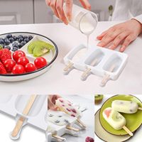 Moules à glaçons ovales à démoulage facile en silicone, 3 cavités, moule à glaçons pour gâteaux glacés, moule à glaçons ovales pour faire soi-même des sucettes glacées