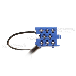 บลูทูธอะแดปเตอร์ USB แฮนด์ฟรีสำหรับรถยนต์สายสัญญาณเสียง Aux-in สำหรับ Audi A3 8L 8P A4 B5-B7 A6 4B A8 4D - Product Image 4