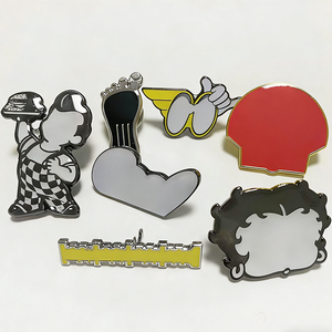Spilla in metallo smaltata a forma di conchiglia con personaggio dei cartoni animati Betty Big Boy, all'ingrosso - Product Image 1