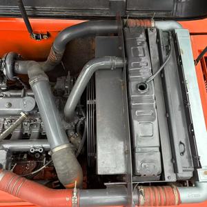 DOOSAN 225LC-9C en vente. La voiture est en bon état, elle fonctionne juste 1800 heures. Le prix est super. - Product Image 5