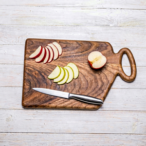 Tabla de cortar de madera de acacia, forma rectangular, mango de madera, acabado natural, hecha a mano, ecológica, apta para lavavajillas, 1.5 cm de grosor - Product Image 1
