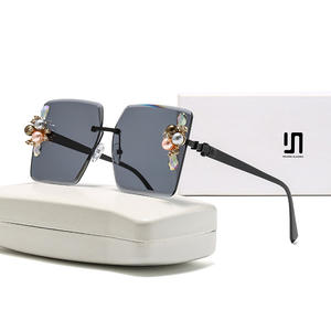 Lunettes de soleil sans monture Z2000 pour femmes, en métal noir, UV400, ornées de strass et de perles, verres carrés, type 3, pare-soleil - Product Image 3