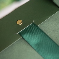 Sac à main artistique vert et écologique, emballage cadeau haut de gamme sur mesure, sac de shopping avec poignée en ruban