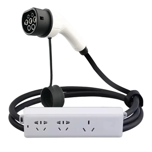 Pistolet de charge et de décharge EV V2L Type 2 personnalisé 3,5 kW, certifié CE, protection IP55 <span class=keywords><strong>pour</strong></span> <span class=keywords><strong>camping</strong></span> extérieur, <span class=keywords><strong>prise</strong></span> d'extension, nouveauté - Product Image 1