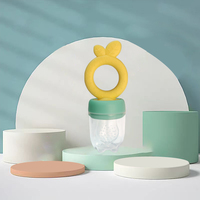 Logo personnalisé de l'usine de grignoteuse d'aliments frais pour tout-petits en silicone pour bébé avec tétine pour fruits