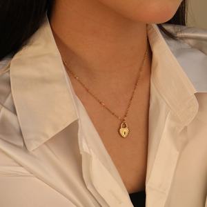 Collar de Moda con Colgante de Corazón en Acero Inoxidable, Chapado en Oro de 18K PVD, Resistente al Agua, para Mujer - Product Image 3