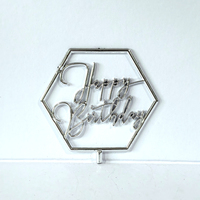 Fabrikpreis 3D Plastik Happy Birthday Cake Topper Sechseckiger Rahmen Kursivschrift Geburtstagstorten-Dekoration Party-Feier