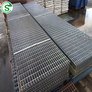 Grille en acier galvanisé, grille de drainage <span class=keywords><strong>pour</strong></span> <span class=keywords><strong>allée</strong></span> en acier, grille de drainage en acier inoxydable - Product Image 5