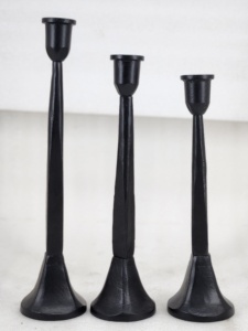 European Retro Iron Aluminum Single Arm Candlestick Gold Textured Taper Candle Holder for Home Wedding Decor - Product Image 4