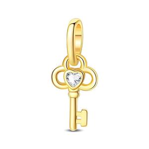 Colgante de llave en forma de corazón, hecho de latón blanco, simboliza la buena suerte y representa una llave y un candado en forma de corazón; joyería con cuentas - Product Image 2