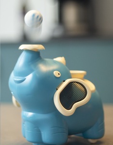 <span class=keywords><strong>Volante</strong></span> elettrico universale <span class=keywords><strong>elefante</strong></span> che soffia palla giocattolo per bambini giocattoli musicali per bambini in plastica con Spray leggero 2023 nuovi arrivi - Product Image 4