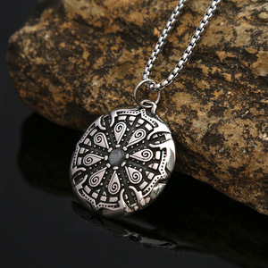 Yunnique – collier avec pendentif Viking Odin en acier inoxydable, Design géométrique, Style rétro, bijoux à la mode pour hommes, cadeau, chaîne de 60cm - Product Image 2