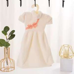 ผ้าเช็ดจานลายดอกไม้แบบใช้แล้วทิ้ง ผลิตจากผ้าคอรัลฟลีซเนื้อนุ่ม ซึมซับน้ำได้ดี แห้งเร็ว เป็นมิตรต่อสิ่งแวดล้อม สำหรับผู้ใหญ่ - Product Image 6