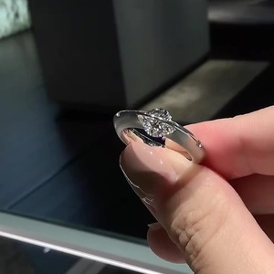 Anillo de Plata de Ley S925 con Diamantes, Diseño de Estrellas Cósmicas, Giratorio, Sensación de Lujo de Alta Gama, Mozambique, Individual - Product Image 3