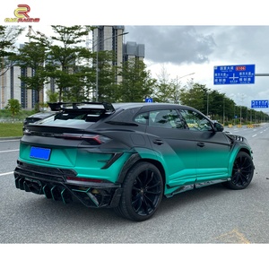 ชุดแต่ง MSY Style Half Dry Forged Carbon Gen III สำหรับแปลงโฉมรถยนต์ พร้อมกันชน ฝากระโปรง สปอยเลอร์ บังโคลน และสเกิร์ตข้าง สำหรับรถยนต์แลมโบ กูรูส - Product Image 3