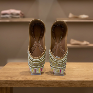 BS INTERNATIONAL Chaussures de course/de marche traditionnelles pour femmes en cuir véritable à prix avantageux, légères, durables, tendance - Product Image 1