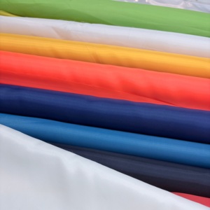 <span class=keywords><strong>Tissu</strong></span> de doublure pour vêtements résistant aux déchirures, couleur personnalisée, 100% polyester taffetas 170T 180T 190T 210T, tissé, pour vêtements et drapeaux - Product Image 1