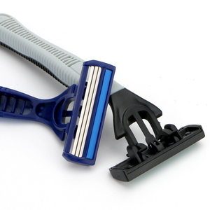 New Arrival Disposable <strong>Razor</strong> Triple <strong>Blade</strong> <strong>Razor</strong> Disposable Use For Men Private Label 3 <strong>Blade</strong> Men <strong>Razor</strong> - Product Image 2