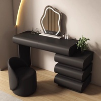 Coiffeuse moderne crème avec miroir éclairé et rangement pour petit appartement, salon, haut de gamme