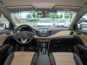 Popolare Chevrolet <span class=keywords><strong>Monza</strong></span> 320 Berlina/<span class=keywords><strong>Auto</strong></span> a Prezzo Conveniente, Tetto Apribile Elettrico, Cilindrata 1.5 L e Controllo della Velocità di Crociera - Product Image 5