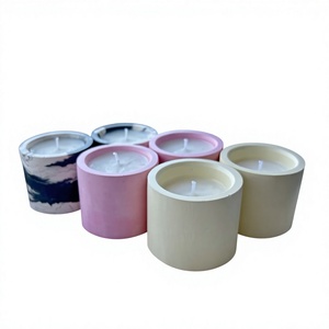 Support de bougie en résine fait main de style naturel, porte-bougie décoratif pour décoration intérieure - Product Image 1