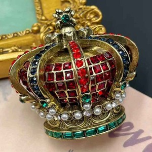 Broche <span class=keywords><strong>de</strong></span> perle <span class=keywords><strong>de</strong></span> l'industrie lourde d'art <span class=keywords><strong>de</strong></span> strass <span class=keywords><strong>de</strong></span> couronne <span class=keywords><strong>de</strong></span> <span class=keywords><strong>la</strong></span> <span class=keywords><strong>reine</strong></span> vintage - Product Image 4