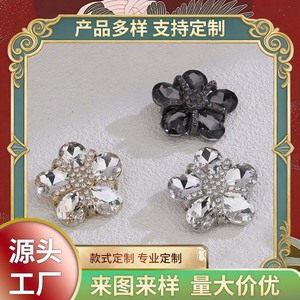 เข็มกลัดโลหะผสมลายดอกไม้ สีดำ เงิน ทอง ประดับด้วยคริสตัล สำหรับผู้หญิง เครื่องประดับตกแต่ง - Product Image 5