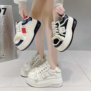 Zapatillas de Skate Japonesas para Mujer, Primavera 2026, Diseño Exclusivo, Plataforma con Aumento de Altura, Versátiles, Casuales y Deportivas - Product Image 3