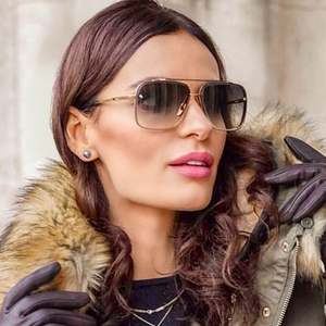 Lunettes de soleil personnalisées de haute qualité pour hommes et femmes, lunettes de conduite avec monture métallique dégradée, protection UV400, lunettes de soleil polygonales pour hommes - Product Image 2