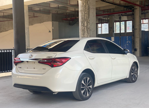 Usado, 2018, para Levin Facelift 185T CVT Edición Elite Euro V, 140000 km, Turbo, Confiable, Eficiente en Consumo de Combustible, Auto Familiar, Cuero - Product Image 5