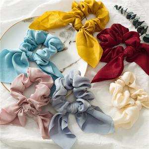 Groothandel strik scrunchies kwast geknoopte satijnen scrunchies eenvoudige effen kleur scrunchies voor vrouwen - Product Image 4