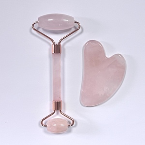 Herramienta de masaje facial de jade natural, rodillo de cuarzo rosa, gua sha, fabricado en China, fabricante OEM. - Product Image 5