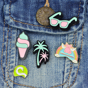 Aanpasbare Schattige Metalen Logo Badges Broche Hard & Zacht Email Reversspelden Relatiegeschenken In Feng Shui-Stijl - Product Image 4