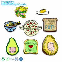 Lot de badges en émail 2D OEM mignons et amusants sur le thème de la nourriture : avocat, pizza, toast, nouilles – Broches en métal de dessin animé pour sacs à dos et vêtements
