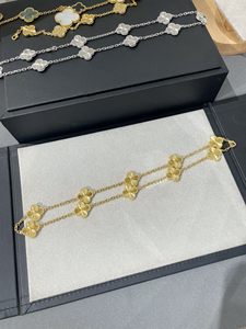 Collana da Donna in Rame con Quadrifoglio e Dieci Fiori, Placcata Oro 18K, Incisione Laser CNC, Catena in Stile Bambù, Stile Sportivo, Live Streaming - Product Image 4