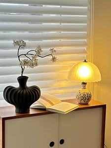 <span class=keywords><strong>Vase</strong></span> en céramique à texture tissée blanc mat, <span class=keywords><strong>vase</strong></span> rustique à deux poignées pour la décoration de style farmhouse - Product Image 4