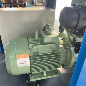 สำหรับประหยัดพลังงาน 7.5-11KW เครื่องสูบลมแบบสกรูไร้น้ำมันแบบพกพา 0.7-1Mpa สำหรับเครื่องเป่าขวด PET ใช้ในอุตสาหกรรม Jufeng - Product Image 2