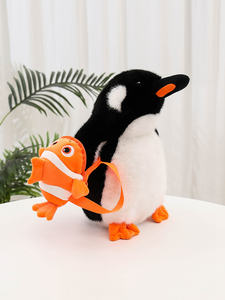 Adorable pingüino juguete de peluche Super suave PP algodón relleno pescado mochila malla oso mimoso alivio del estrés para San Valentín - Product Image 4