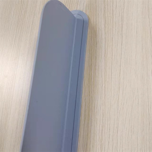 واقي من الرذاذ المائي من السيليكون لأحواض المطبخ والحمام وأحواض الجزيرة، مقاس 17.4 بوصة × 1.8 بوصة × 3.6 بوصة، أداة مطبخ - Product Image 6