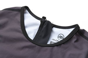 Женский спортивный костюм - Product Image 3