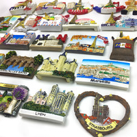 Aimants de réfrigérateur magnétiques en résine naturelle, peints à la main, motifs sculptés, figurines artistiques, vente en gros, pour Noël et la fête des pères