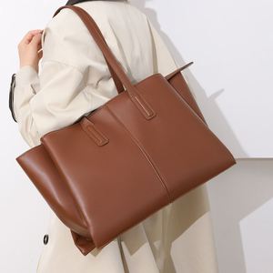 Sac fourre-tout tendance en PU pour femme, sac à bandoulière de style rétro européen et américain, sacs à main de luxe pour femme - Product Image 5