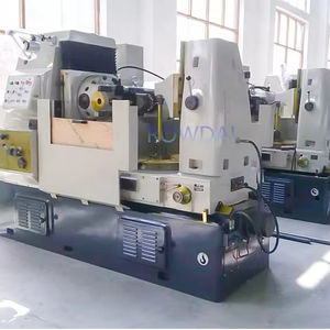 Máquina de tallado de engranajes altamente productiva para piezas de metal Proceso rápido y versátil Caja de cambios bien equipada Fabricada para una óptima - Product Image 4