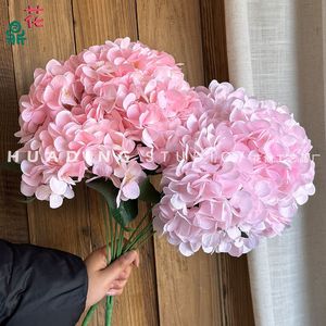 ดอกไฮเดรนเยียผ้าไหมสีชมพูขนาด 420 มม. ดอกไม้ประดิษฐ์สำหรับตกแต่งงานแต่งงานและโรงแรม - Product Image 1