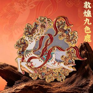 Imán para Refrigerador de Aleación de Cobre con Diseño de Ciervo de Nueve Colores de Dunhuang, Regalo Cultural Creativo, Decoración para el Hogar - Product Image 1