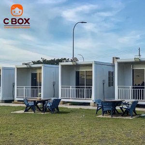 บ้านพักอาศัยแบบโมดูลาร์ราคาประหยัด Cbox สำหรับช่วงเวลาชั่วคราว บ้านสำเร็จรูปสำหรับบรรเทาภัยพิบัติ พร้อมระเบียง บ้านคอนเทนเนอร์แบบถอดประกอบได้ - Product Image 2