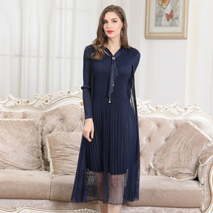 Elegante Manica Lunga Collo Rotondo Casuale delle Donne più il vestito da formato - Product Image 4