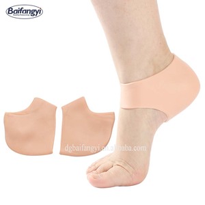 Chaussettes <span class=keywords><strong>en</strong></span> <span class=keywords><strong>gel</strong></span> SEBS hydratantes pour soulager la douleur des hanches, protecteurs de <span class=keywords><strong>talon</strong></span>, taille unique, couleurs chair et blanches - Product Image 4