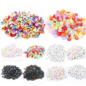 100 pièces bricolage couleur personnalisée <span class=keywords><strong>lettre</strong></span> perles 4*7mm acrylique lumineux perles rondes Bracelet perlé faisant des accessoires d'outils - Product Image 3